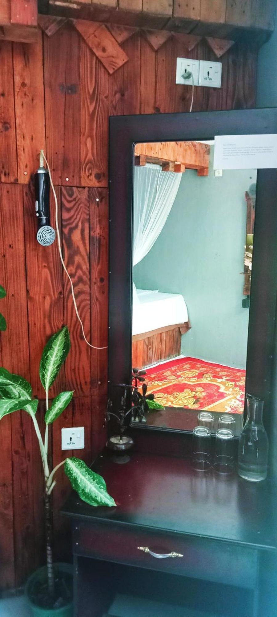 Hotel La Pinchi " Pinchi'S Bed " Gampola Exterior foto